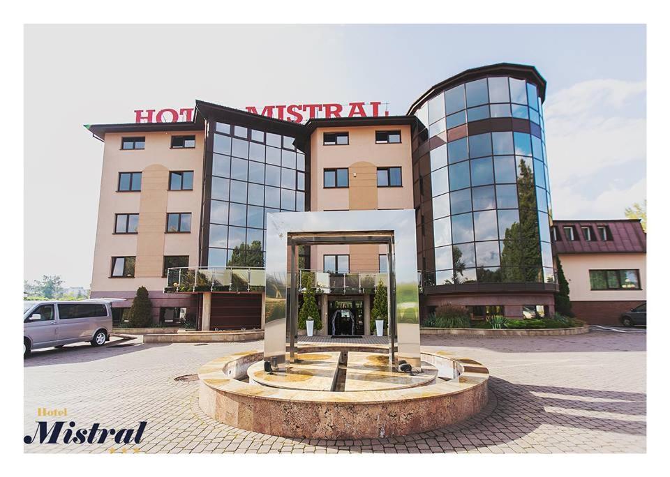 Hotel Mistral Marki  Εξωτερικό φωτογραφία