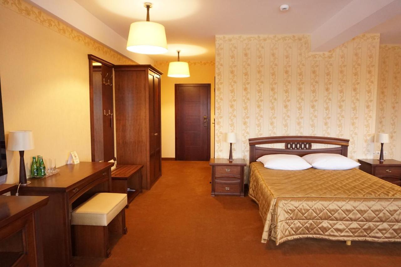 Hotel Mistral Marki  Εξωτερικό φωτογραφία